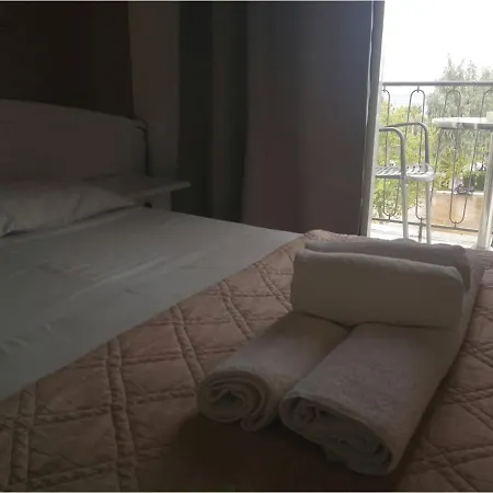 Miramare Hotell *